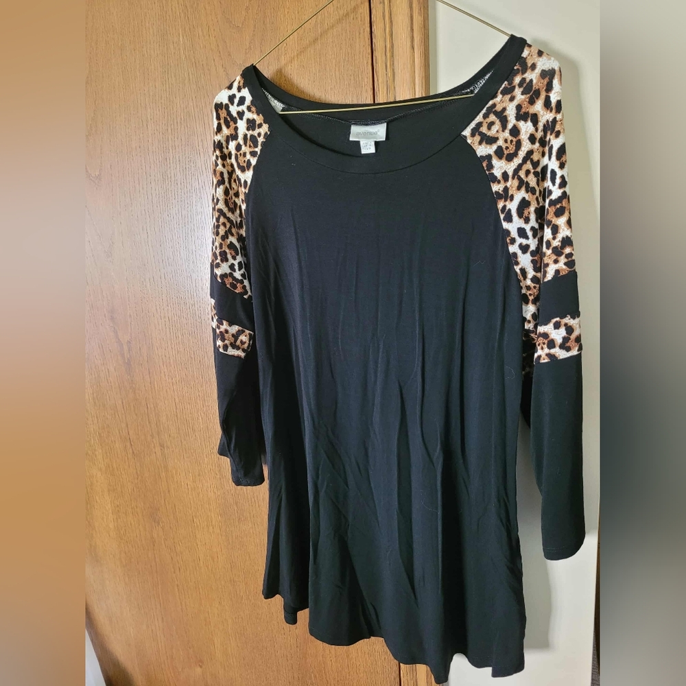 Avenue Black And Leopard Print Top